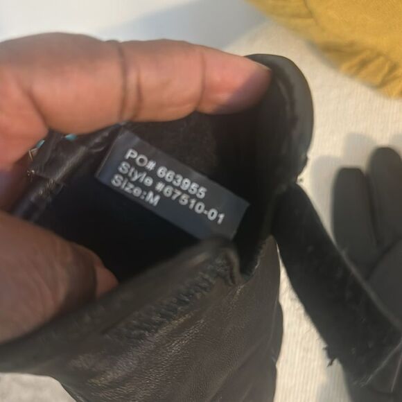 Black Leather Driving Gloves M - Picture 5 of 5